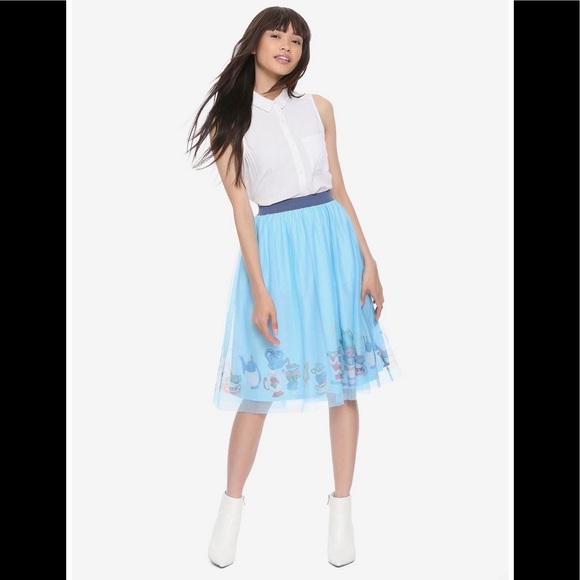 Disney Dresses & Skirts - Disney Alice Croquet tulle shirt flowy blue size Large